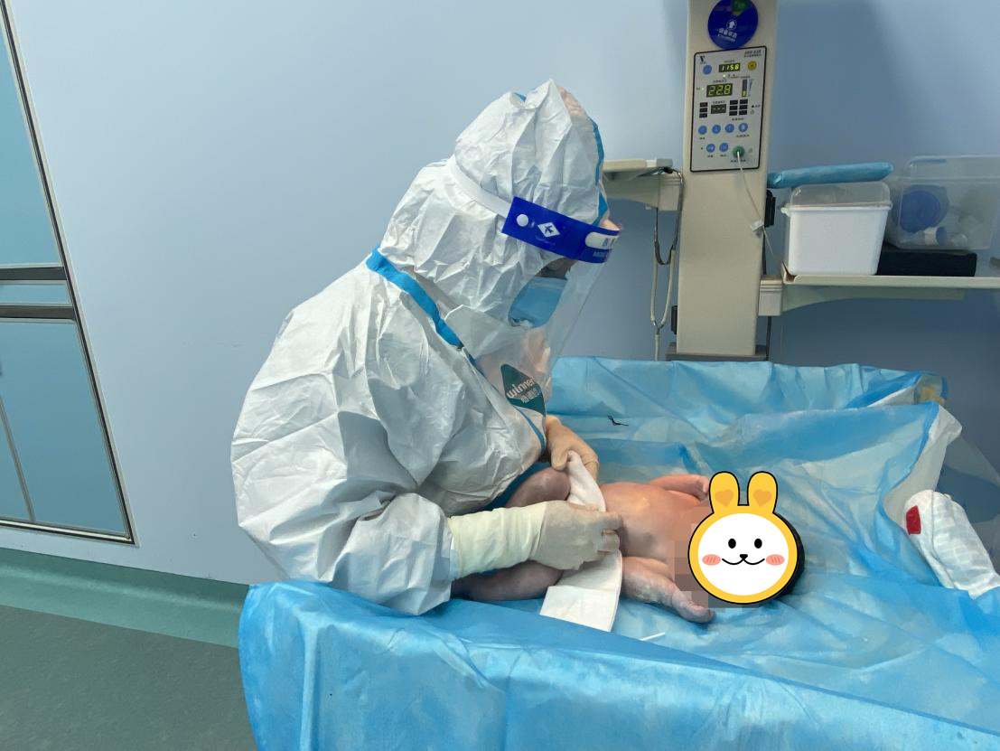 护佑新生丨新冠阳性孕妇顺利在澜沧县妇幼保健院分娩