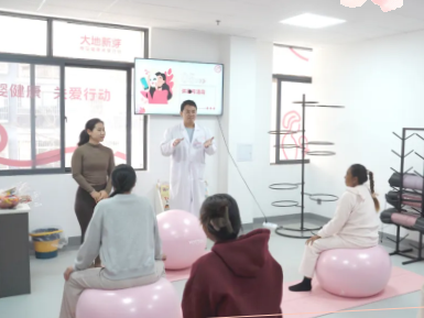 三月绽芳华 瑜悦孕时光——澜沧县妇幼保健院新芽养育活动温情落幕