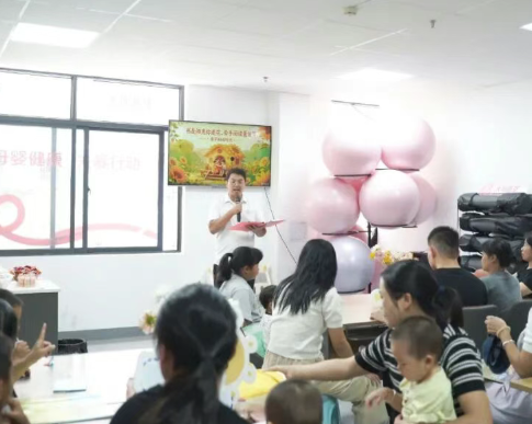 书是阳光你是花，牵手阅读爱发芽丨向日葵亲子小屋第2期读书会圆满举行